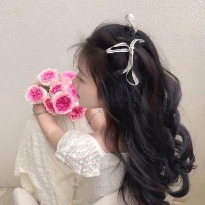 老牌影帝又出大瓜：深夜出入高档会所，公司火速否认，深夜