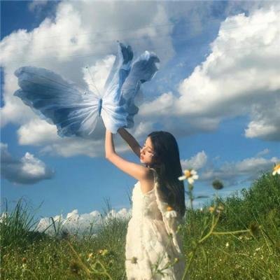 圈内老戏骨被曝素颜现身菜市场，凌晨街头画面流出